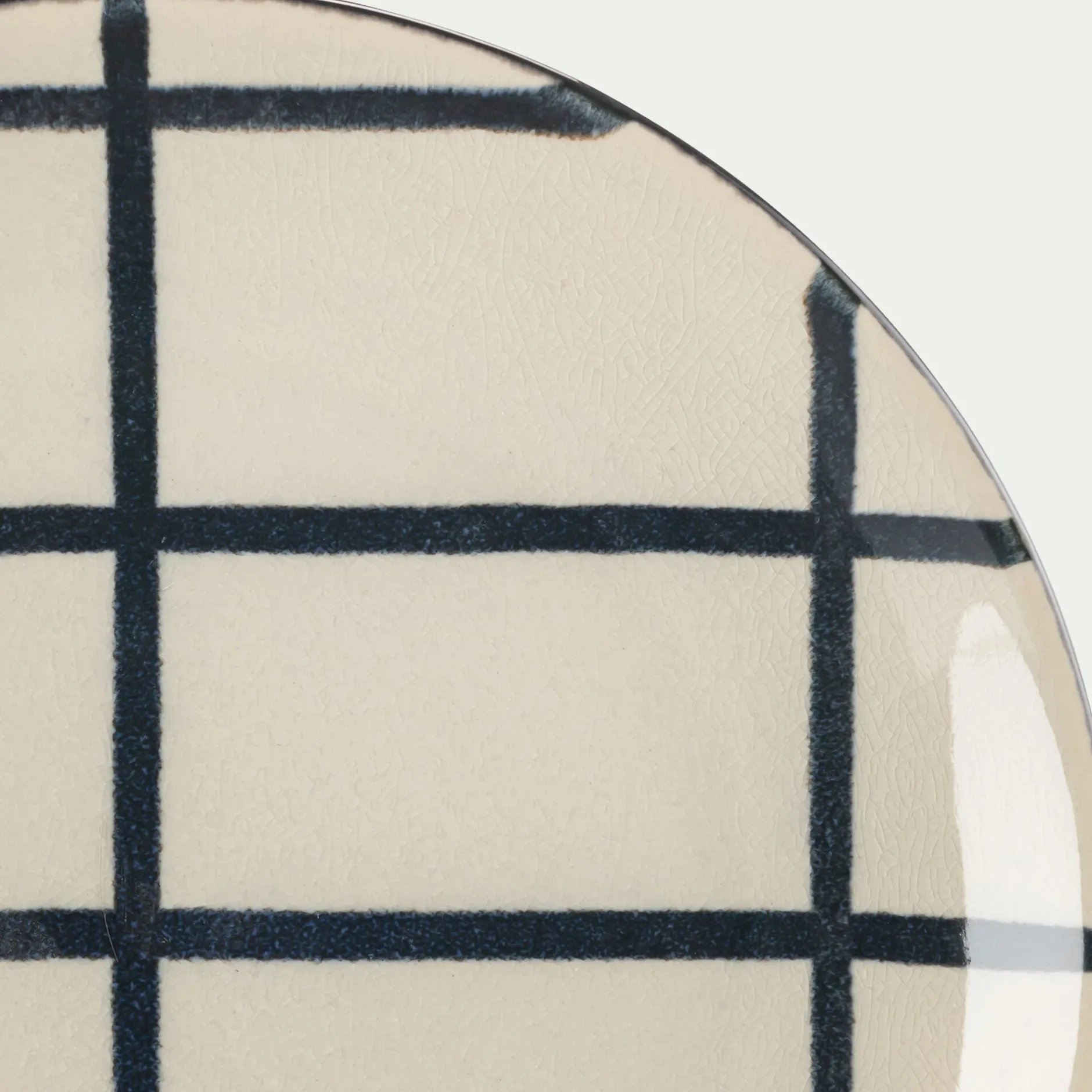 Assiette*alinea Assiette à dessert rayée en grès D21,6cm - Blanc