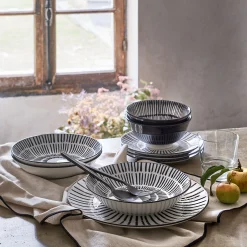 Assiette*alinea Assiette plate en porcelaine D26,5cm - Blanc