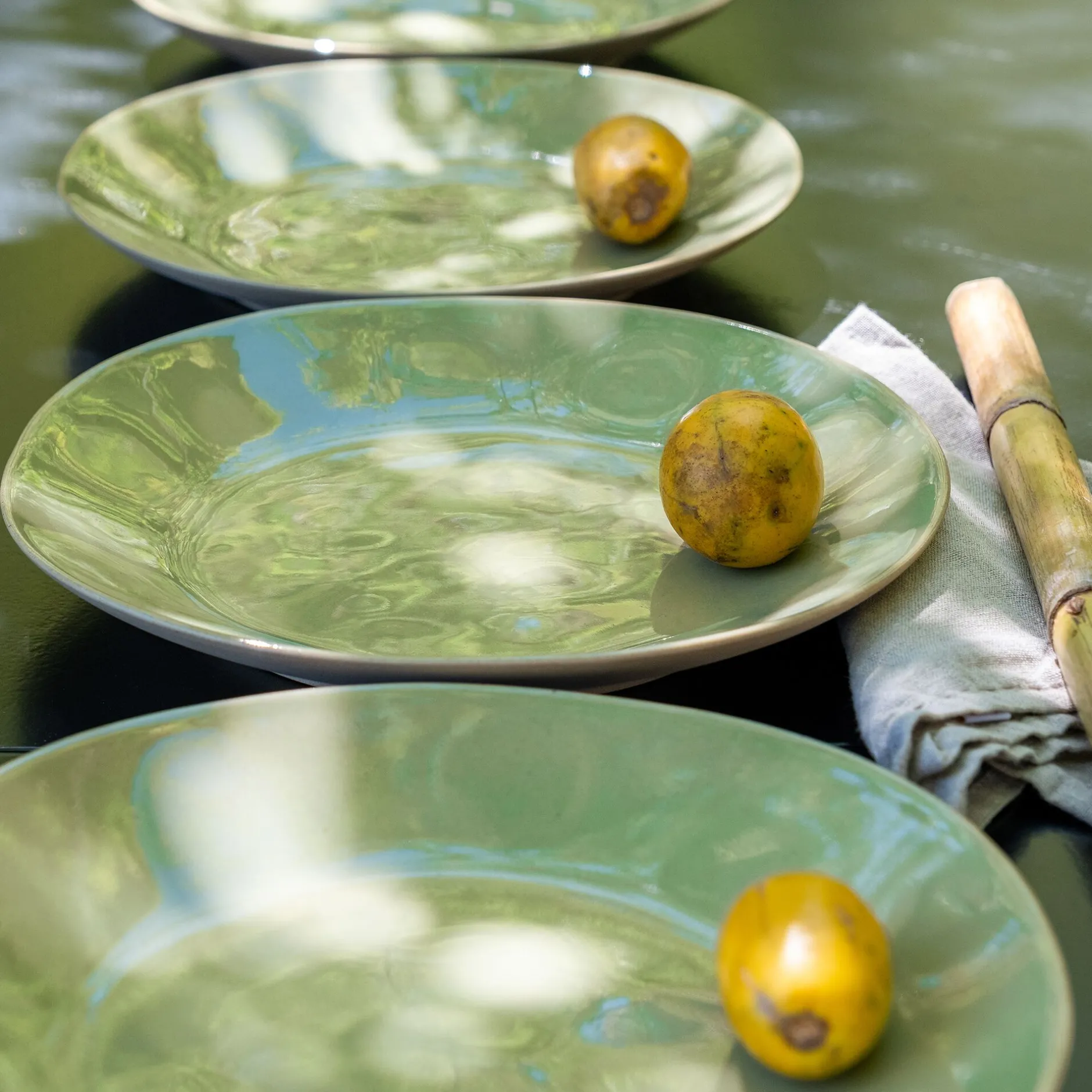 Assiette|Assiette De Noël*alinea Assiette plate organique en grès D26,7cm - avocado Vert