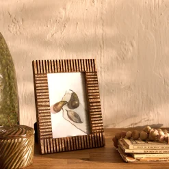 Cadre Photo*alinea Cadre photo en bois de manguier strié 16x20,5cm - Bois foncé