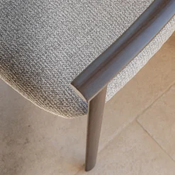 Chaise De Salle À Manger*alinea Chaise de repas avec accoudoirs en tissu et acier - Gris