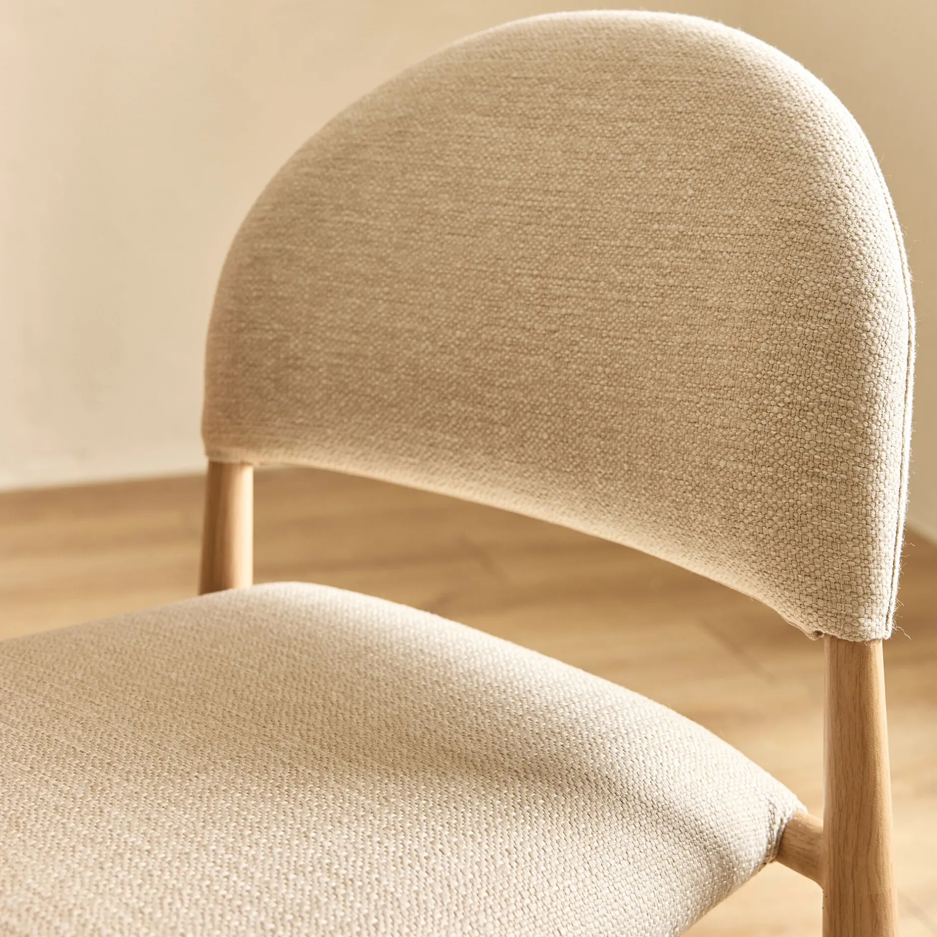 Chaise De Salle À Manger*alinea Chaise de repas contemporaine en tissu - Beige