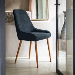 Chaise De Salle À Manger*alinea Chaise en tissu effet velours et piètement naturel - Noir