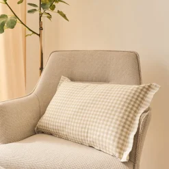 Coussin*alinea Coussin à carreaux en coton finition volant 30x50cm - Beige