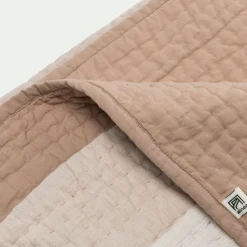 Couvre-Lit*alinea Couvre-lit patchwork en coton 230x250cm - Beige