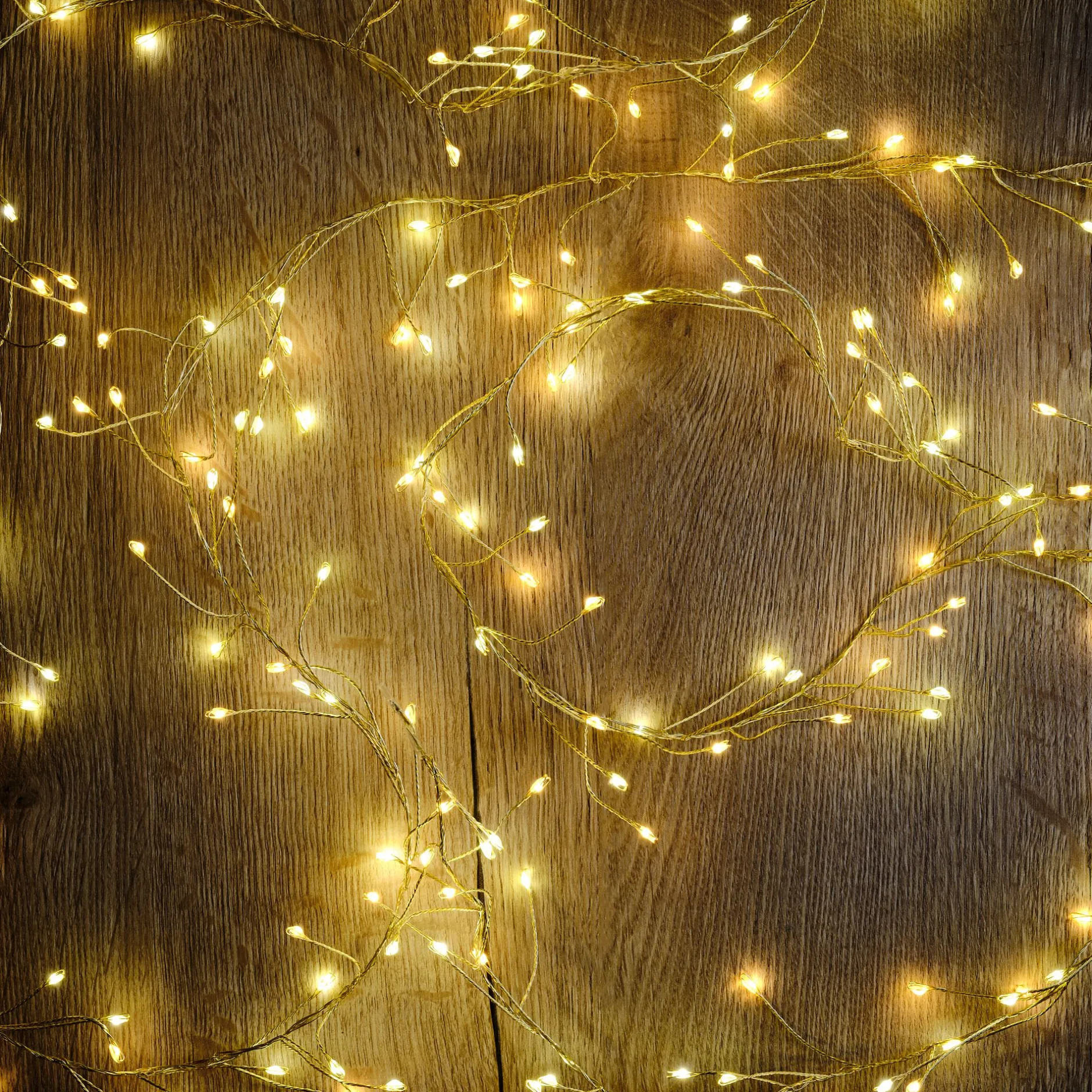 Guirlande De Noël*alinea Guirlande lumineuse grappe L6m - Doré