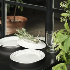 Assiette*alinea Lot de 4 assiettes à dessert en porcelaine avec liseré noir D19,5cm - Blanc