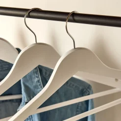 Dressing*alinea Lot de 5 cintres en bois - gris Blanc