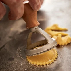 Emporte-Pièce Et Cercle À Pâtisserie*alinea Lot de 2 emporte-pièces rond et carré en aluminium - Argenté