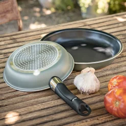 Casserole, Poêle Et Sauteuse*alinea Lot de 2 poêles en aluminium avec manche amovible - cèdre Vert