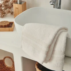 Serviette Invité*alinea Lot de 2 serviettes invité bouclette en coton - ventoux 30x50cm Blanc