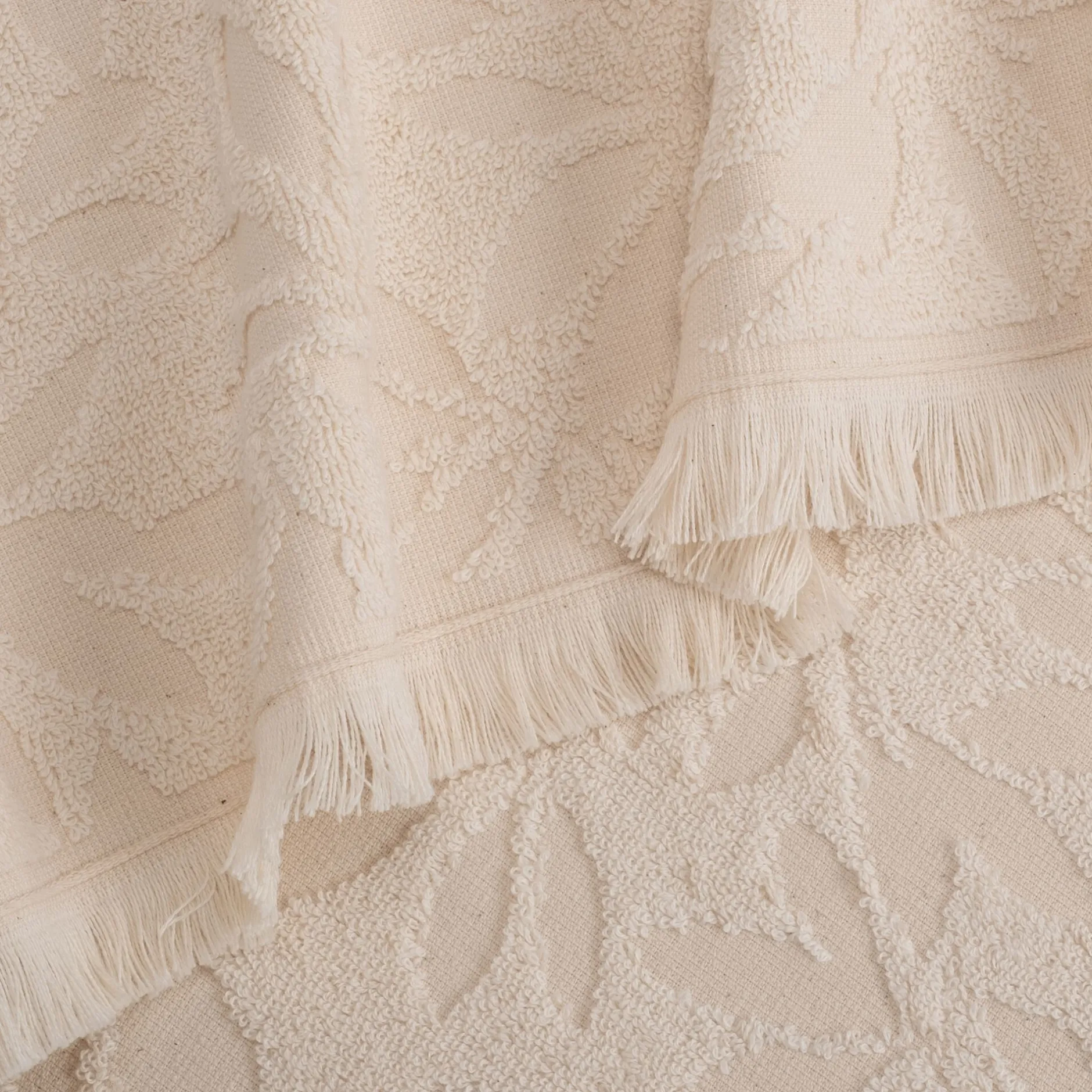 Serviette Invité*alinea Lot de 2 serviettes invités en coton motif floral 30x50cm - Blanc écru