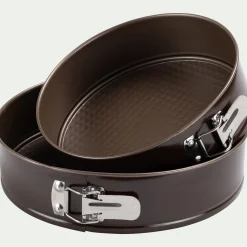 Emporte-Pièce Et Cercle À Pâtisserie|Moule À Gâteau*alinea Moule à manqué rond démontable en acier D24cm - Marron