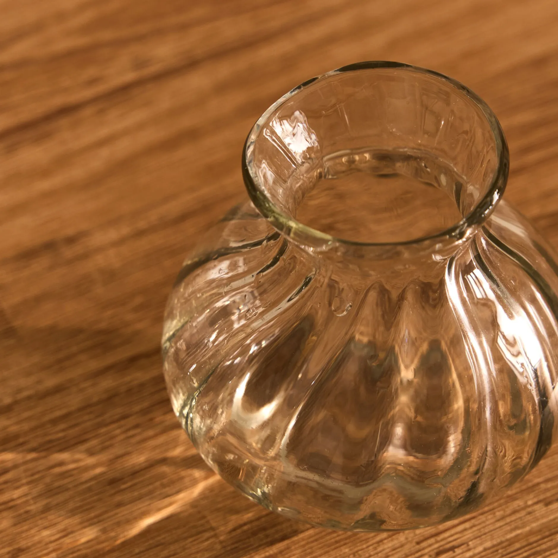 Vase*alinea Petit vase en verre à vagues 9,5cm - Transparent