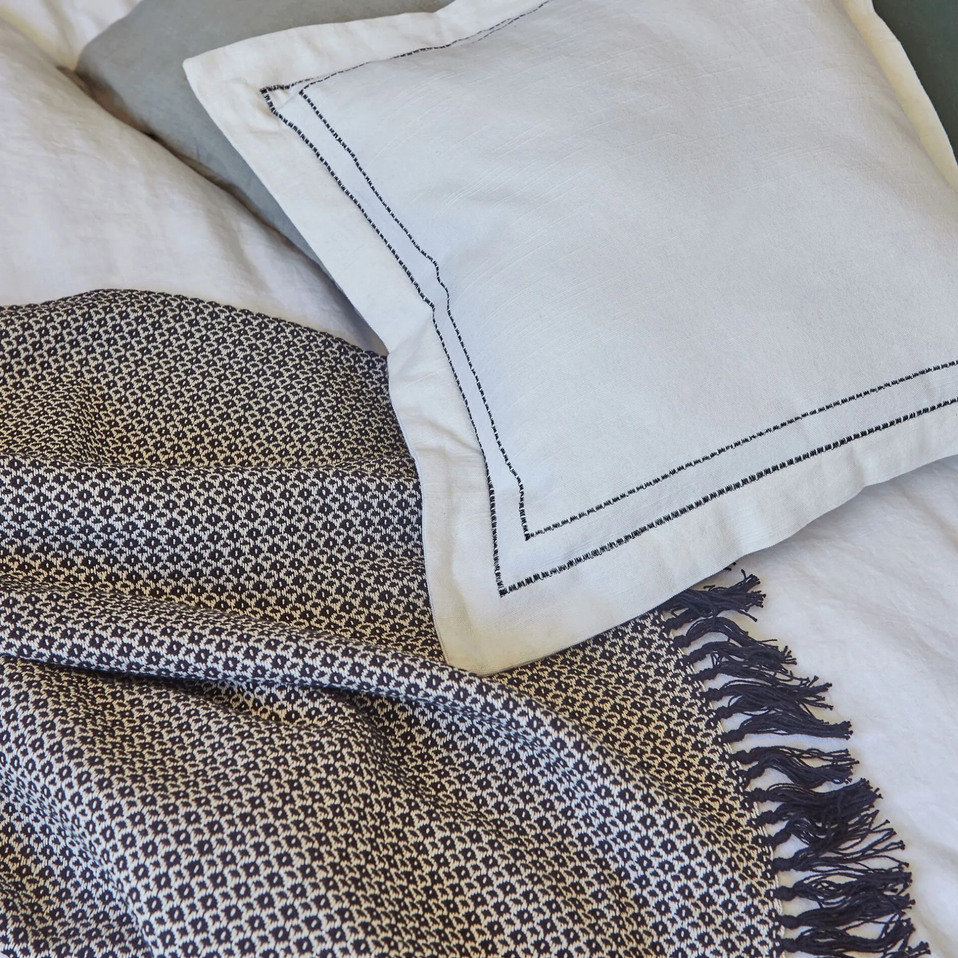 Plaid*alinea Plaid à franges et motifs en coton - 130x170cm Noir