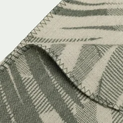 Plaid*alinea Plaid en laine à motif végétal finition point de cheval 125x170cm - Vert