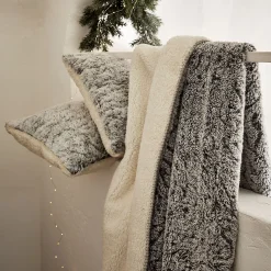 Plaid*alinea Plaid réversible effet fourrure - 130x170cm Gris