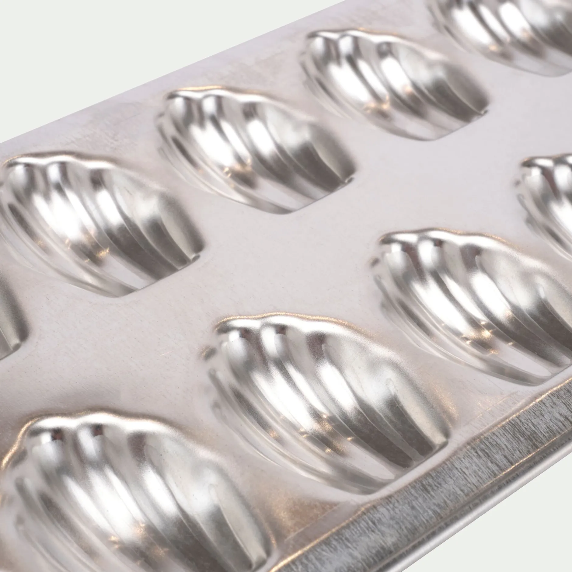 Moule À Gâteau|Accessoire De Cuisson*alinea Plaque de cuisson pour 20 madeleines en fer - argenté