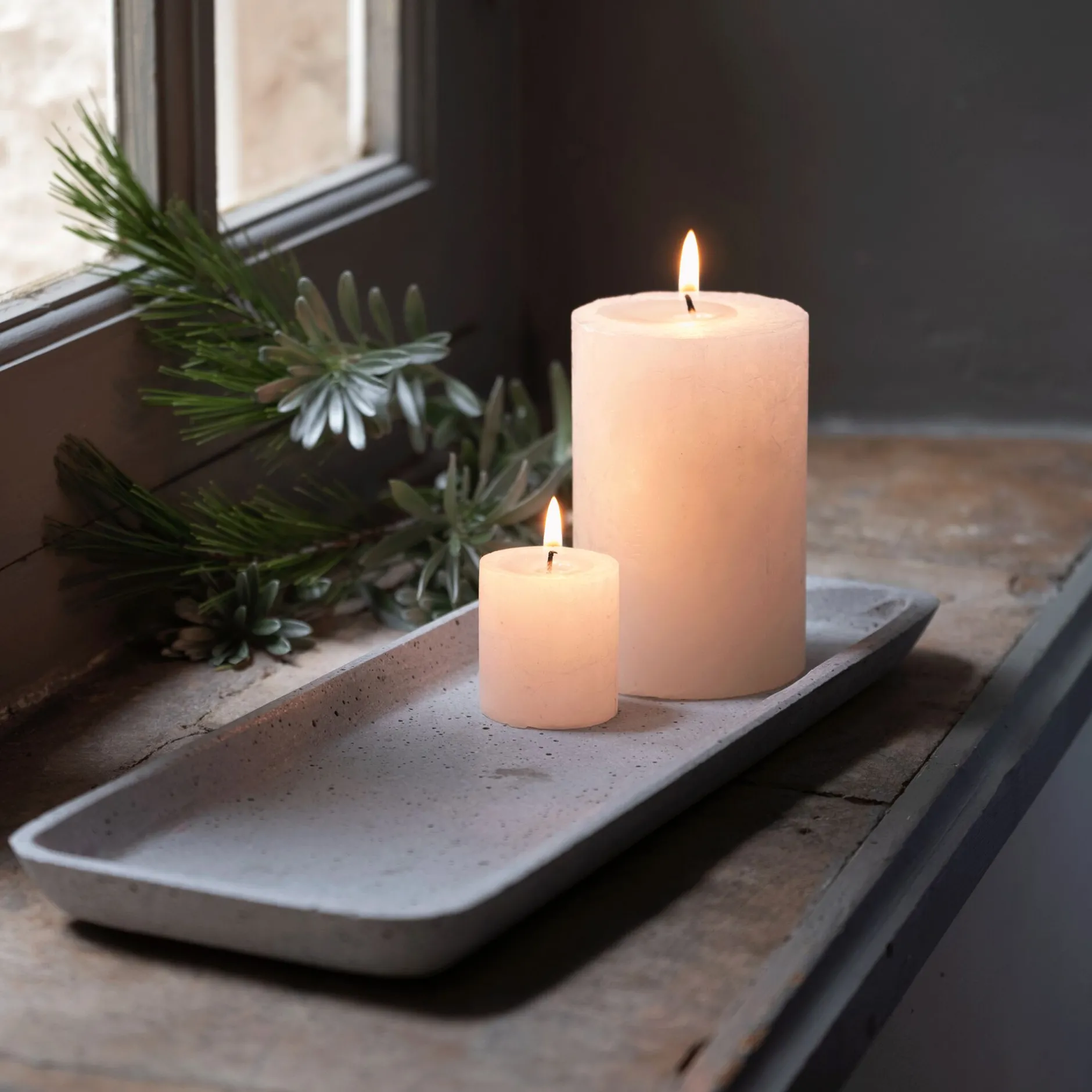 Décoration À Poser*alinea Plateau rectangulaire effet béton en polystone - 13,5x36cm Gris