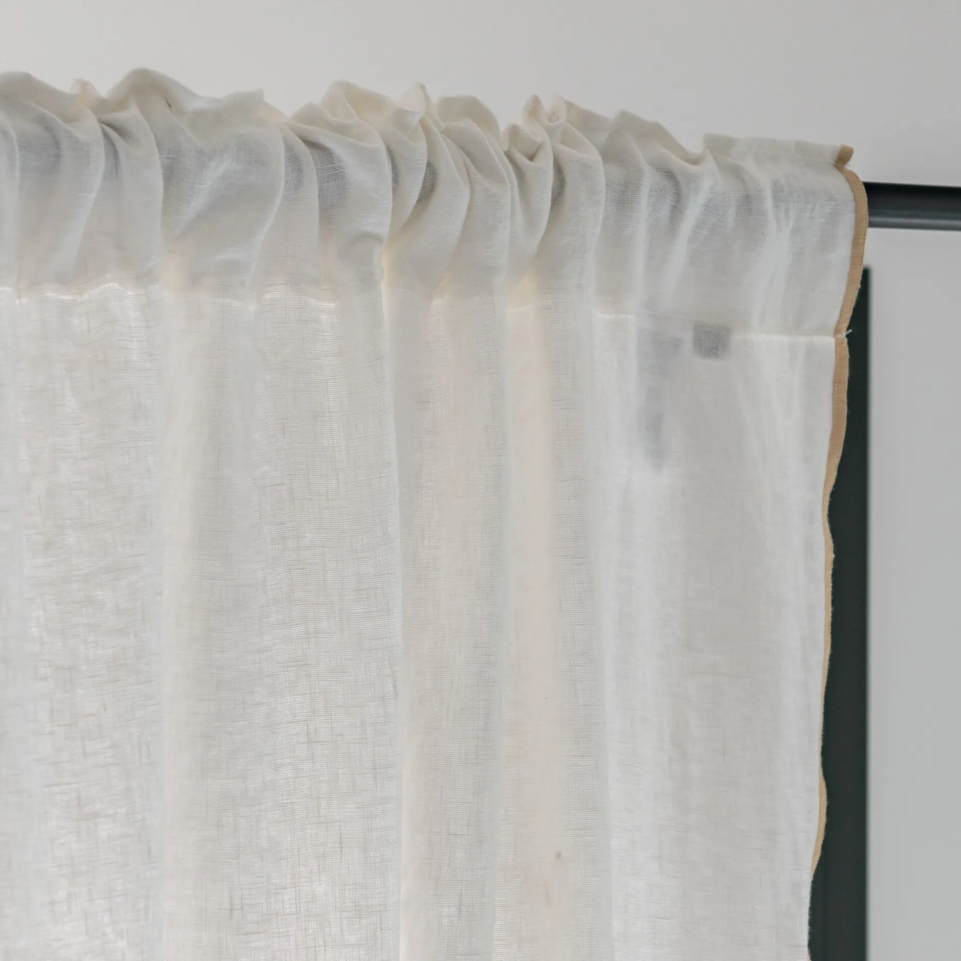 Rideau*alinea Rideau à passants cachés en lin finition point de bourdon 140x250cm - écru Blanc