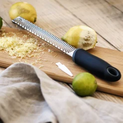 Ustensile Pour Pâtisserie*alinea Râpe en inox - Argenté