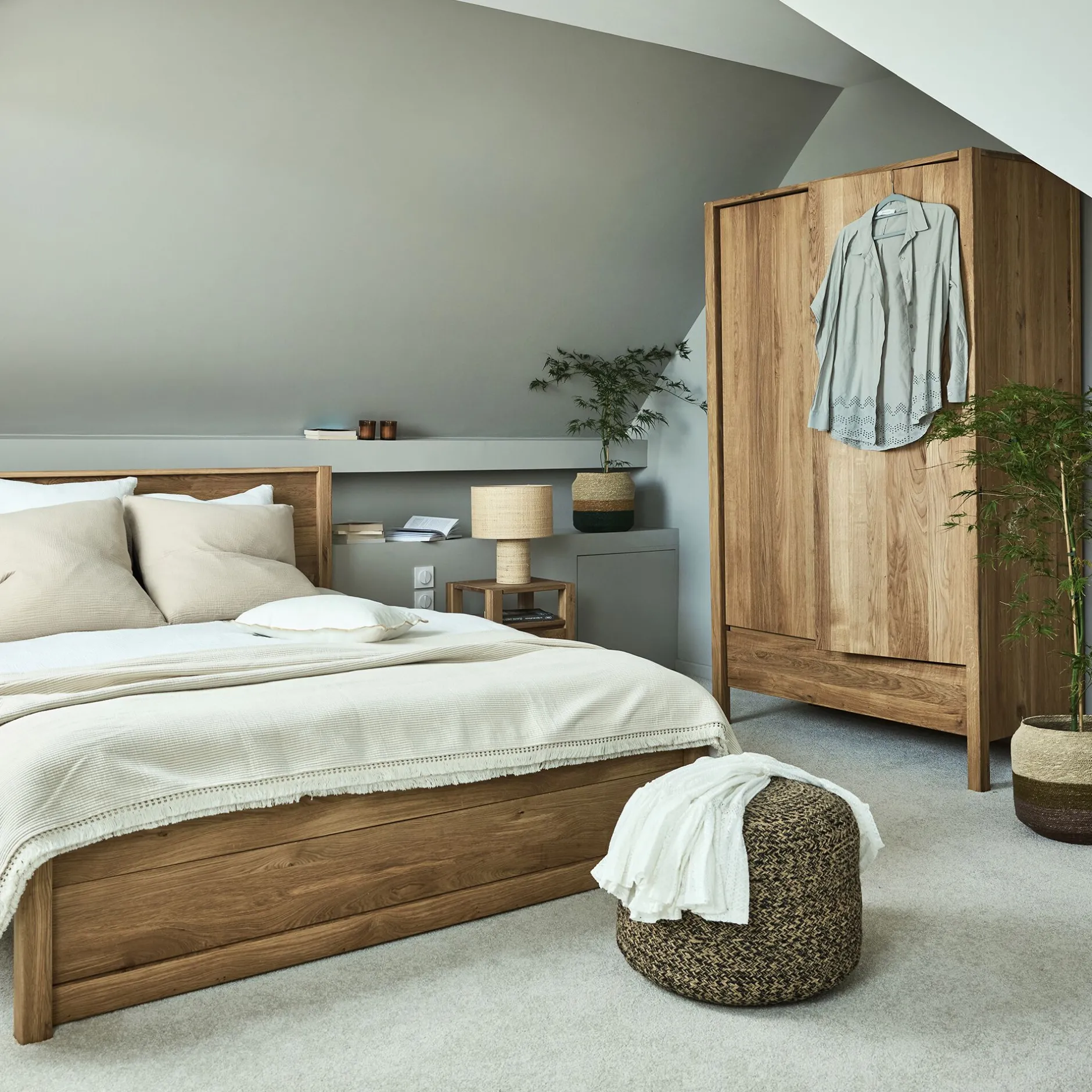 Table De Chevet*alinea Table de chevet en chêne massif 1 niche et 1 tiroir - Bois clair