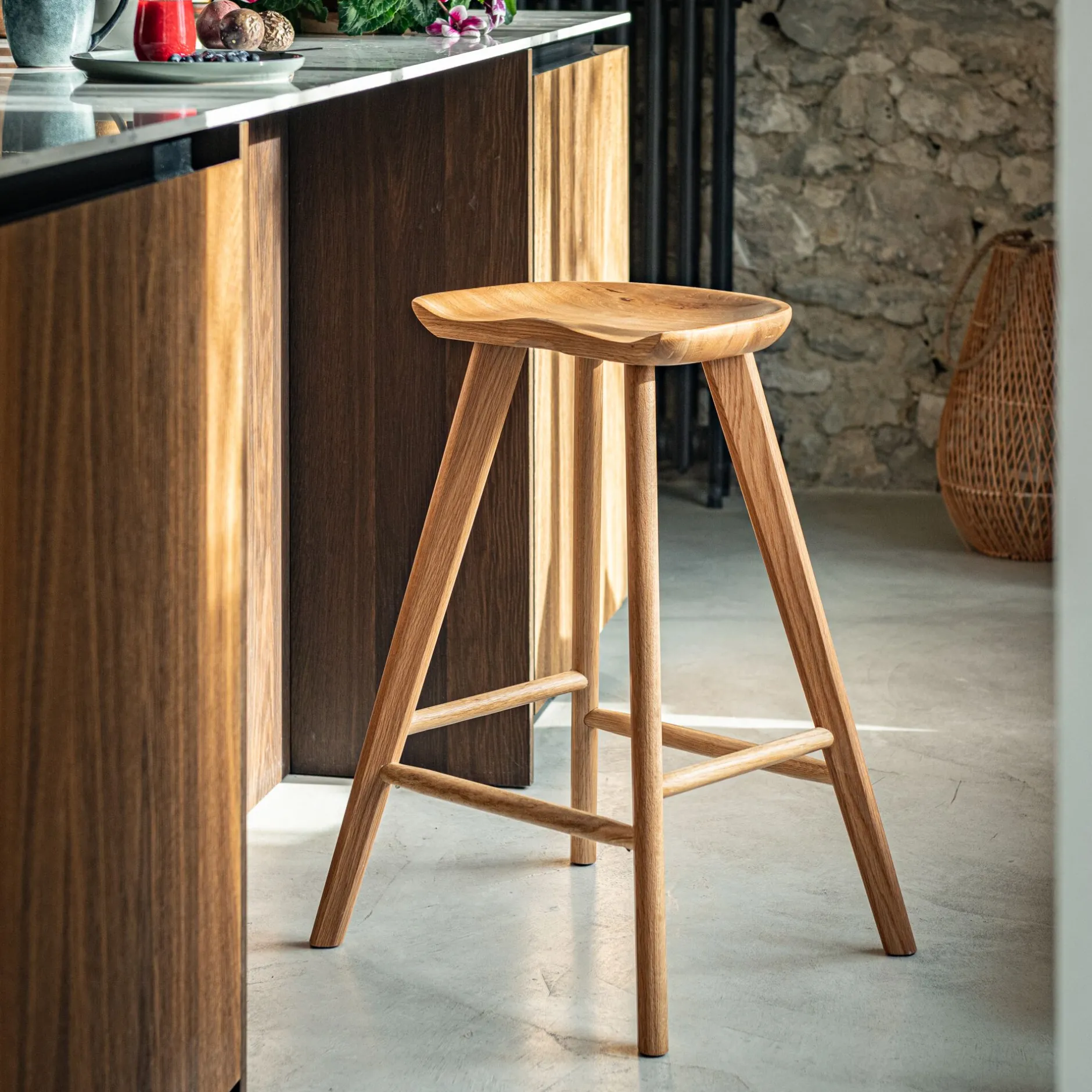 Tabouret Haut De Bar*alinea Tabouret haut en chêne massif H66cm - Bois clair
