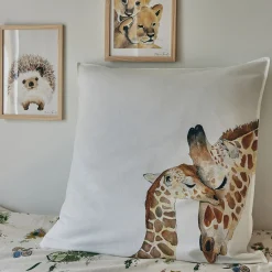 Bureau Enfant|Linge De Lit Enfant*alinea Taie d'oreiller enfant imprimé girafe en coton 63x63cm - marron