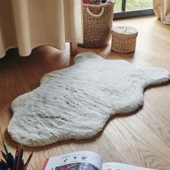 Matelas Enfant|Tapis Uni*alinea Tapis imitation fourrure - 60x90cm Beige