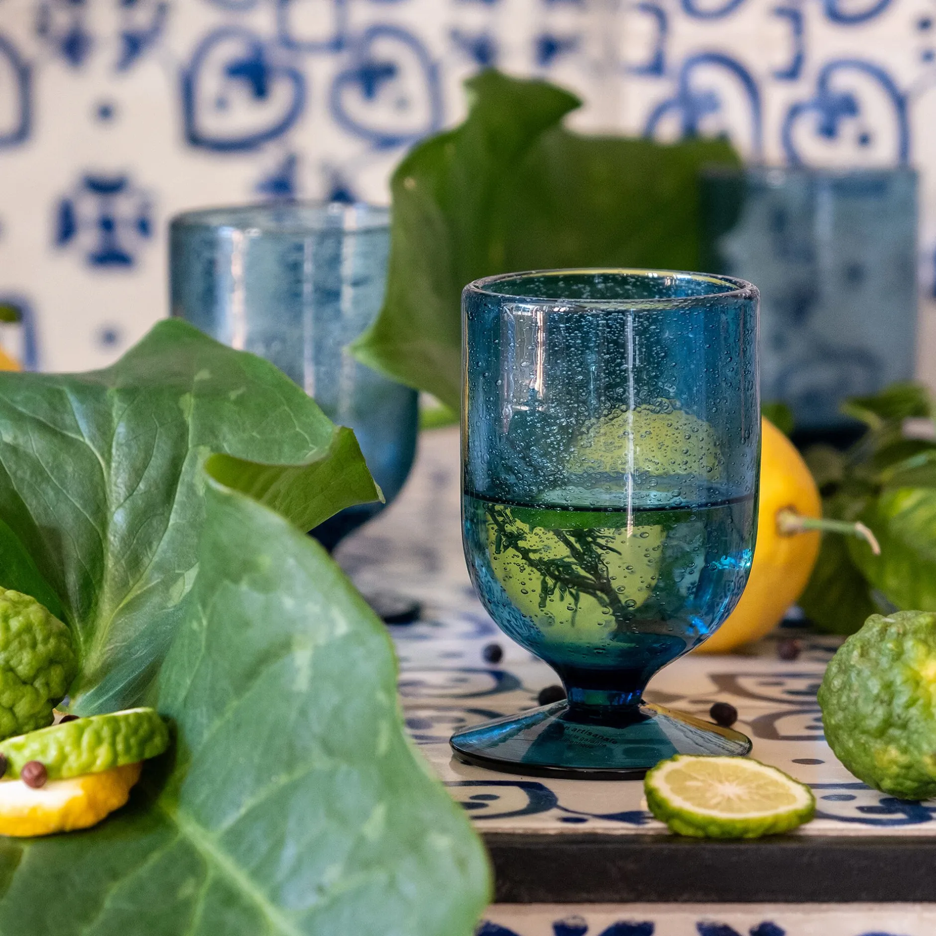 Verre À Pied|Verre À Vin*alinea Verre à pied en verre bullé 25cl - Bleu