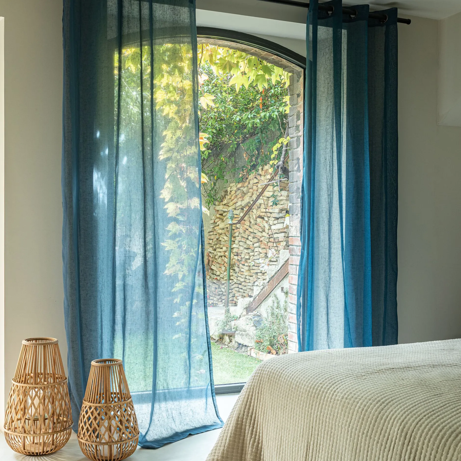 Matelas Enfant|Bureau Enfant*alinea Voilage à œillets en polyester 135x250cm - figuerolles Bleu